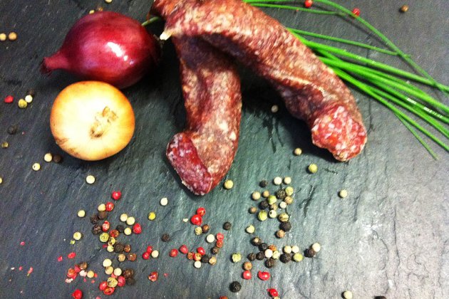 luftgetrocknete Wildschweinsalami